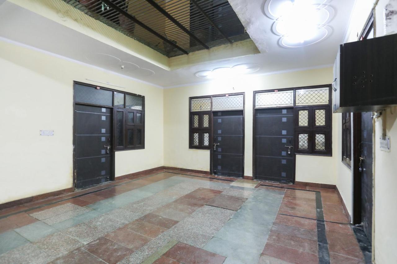 Spot On 61003 Kailash Dham Noida Kültér fotó